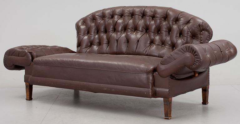 SOFFA / BÄDDSOFFA, sk chesterfield, 1920-30-tal.