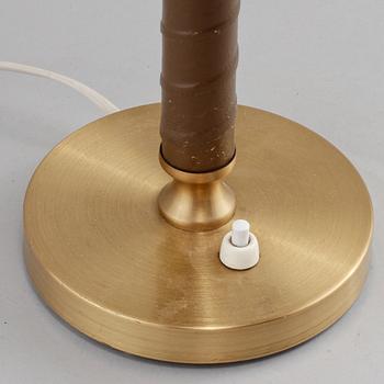 BORDSLAMPA, 1900-talets andra hälft.