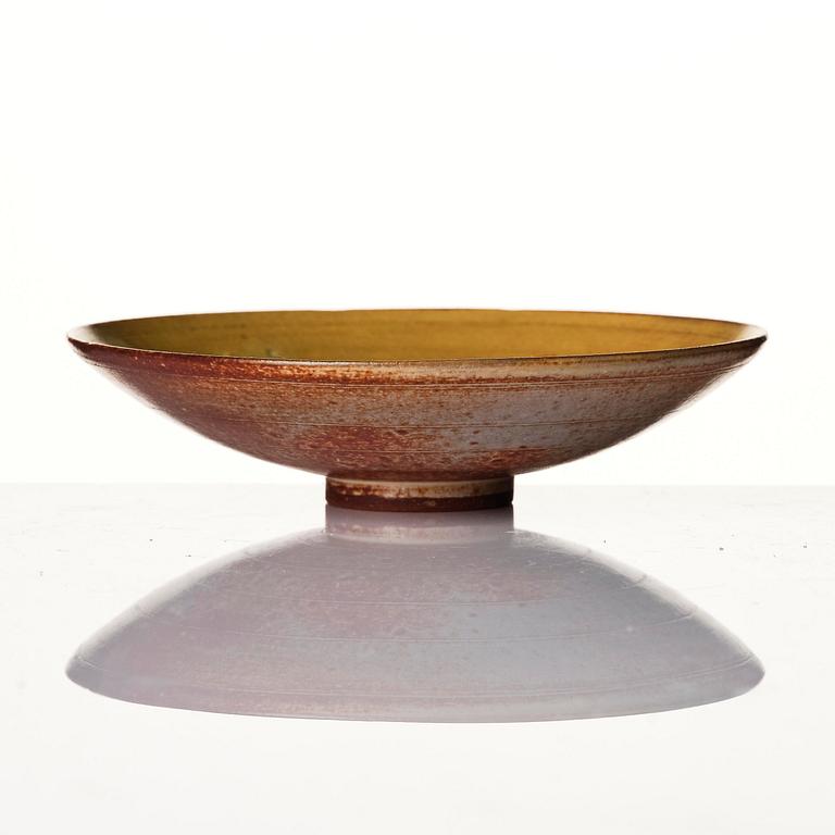 Wilhelm Kåge, a set of two Farsta stoneware dishes, Gustavsberg Studio, one dated 1949.