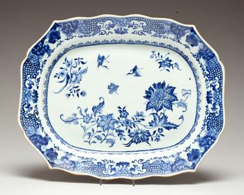 STEKFAT, porslin. Kina, Qianlong (1736-1795).