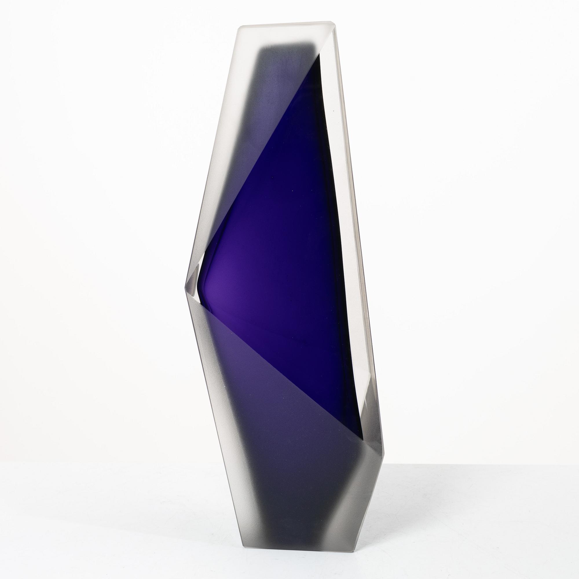 Lena Bergström, Sculpture, glass, "Skyscraper one New York", Kosta Boda, 2023.