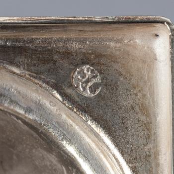 SMYCKESTÄLLNING, silver, Sverige 1847.
