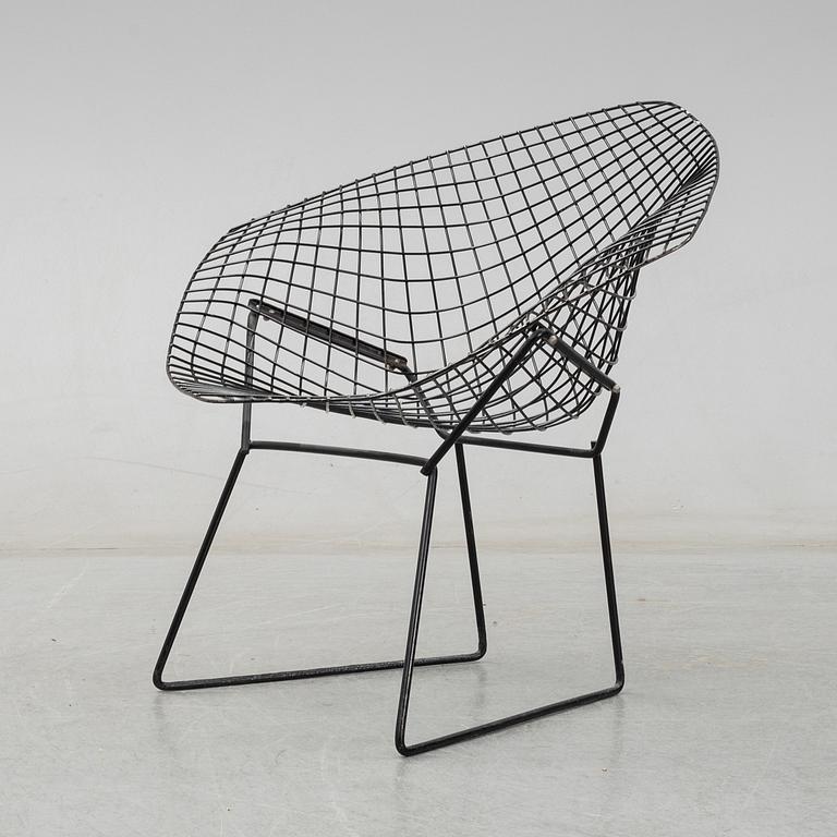 Harry Bertoia, a 'Diamond Chair'.