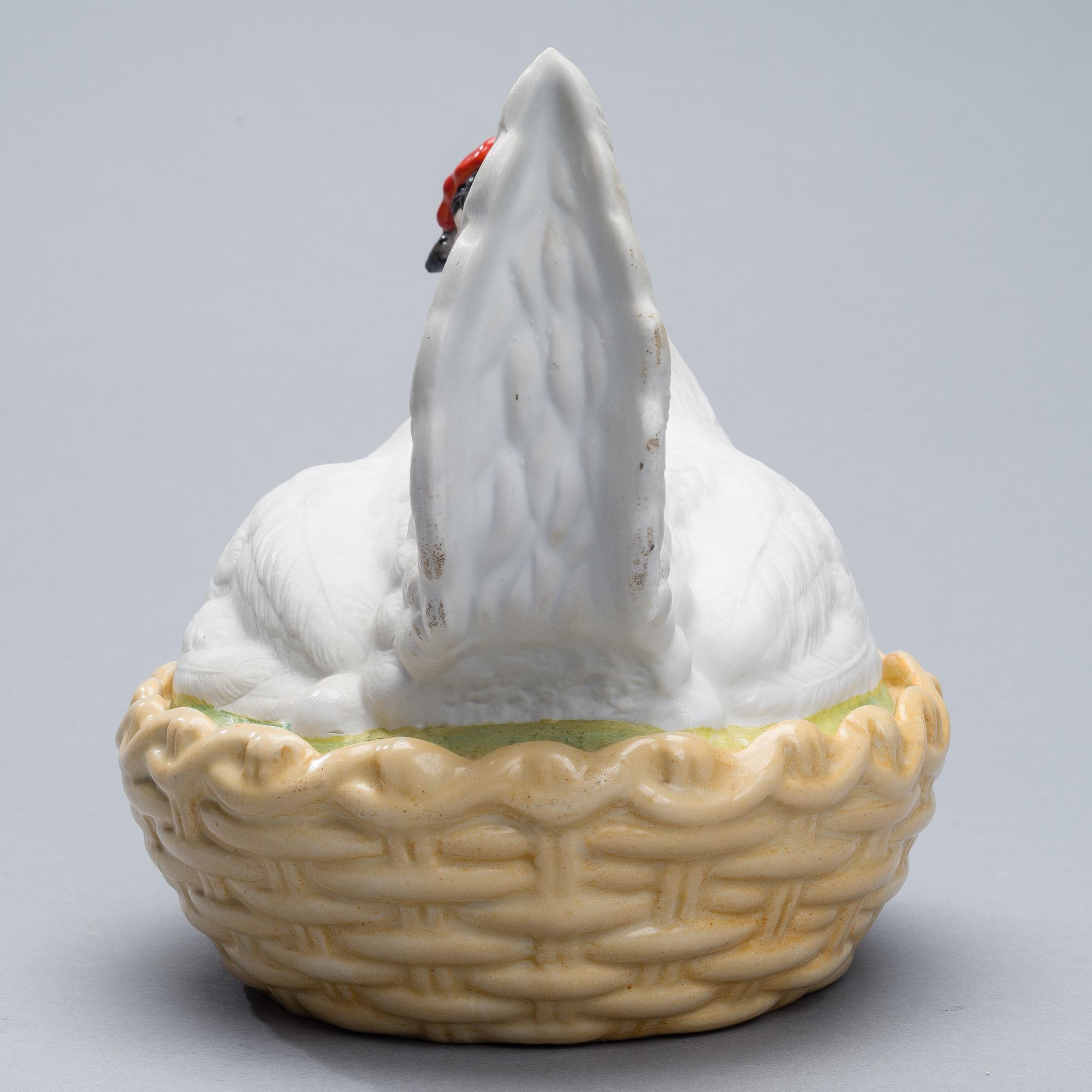 ÄGGÖMMA, porslin, 1900-talets början.