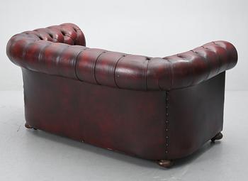 SOFFA, Chesterfieldmodell, England, 1900-talets andra hälft.