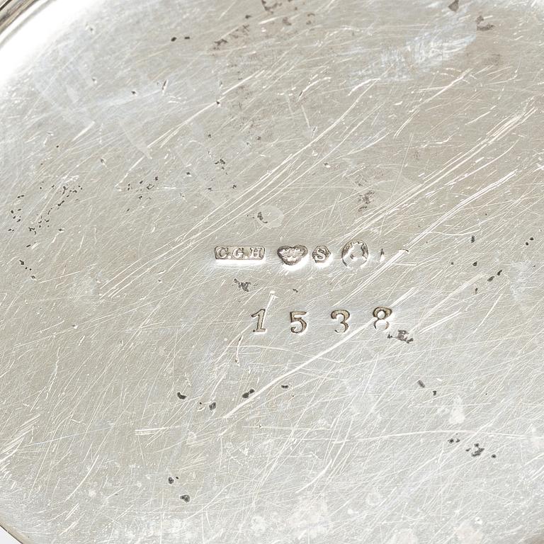 Dosor, 2 st, samt bägare och kopp, silver.