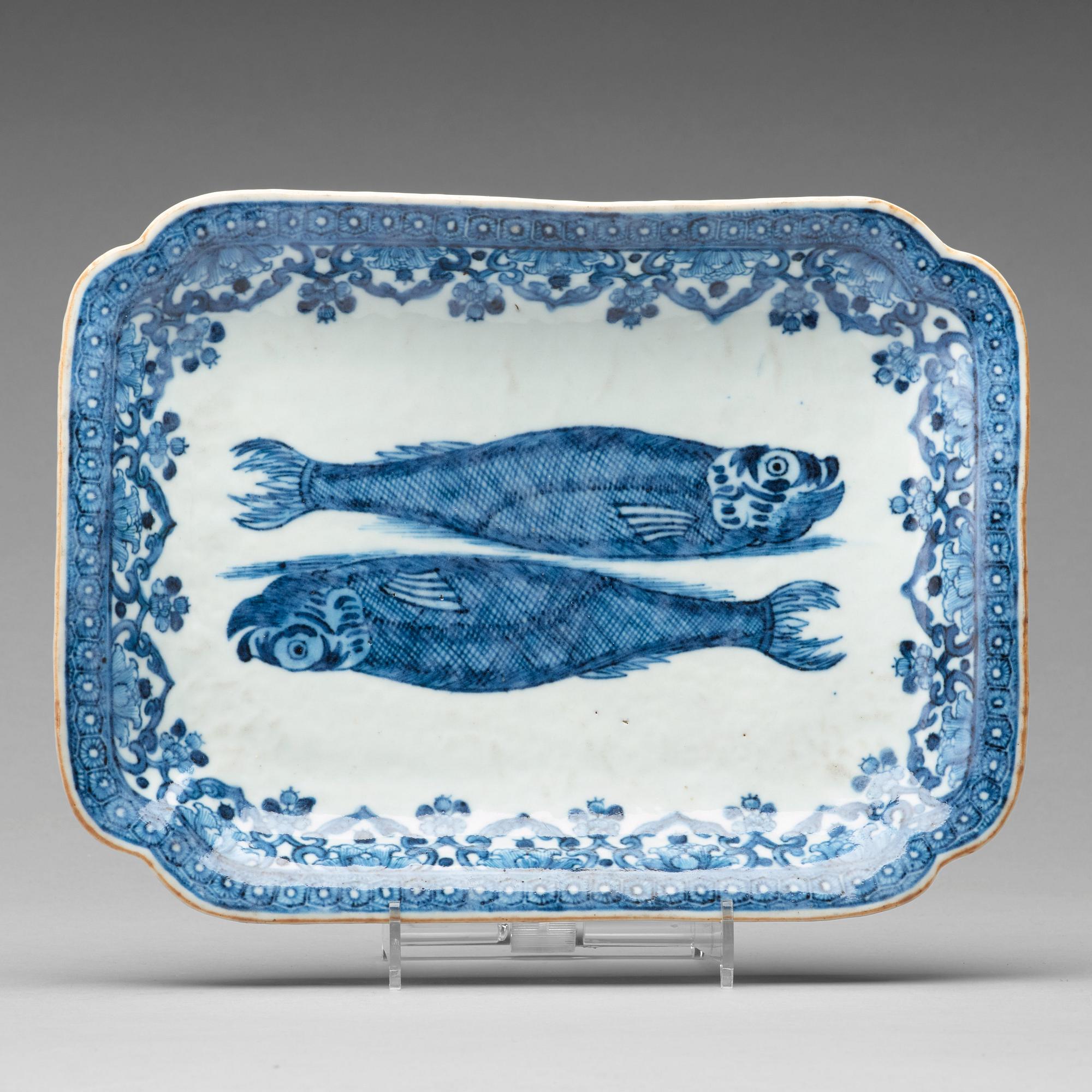 A rare blue and white dish with double fishes, Qing dynasty, Qianlong (1736-95).