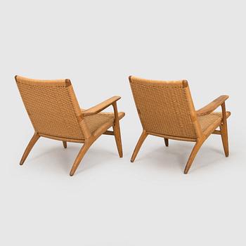 Hans J. Wegner, Armchairs, a pair, "CH25", Carl Hansen & Son, Denmark, 1960s.