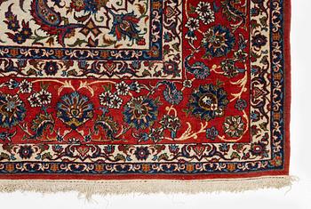 A semi-antique Isfahan carpet, central Persia, c. 314 x 197 cm.