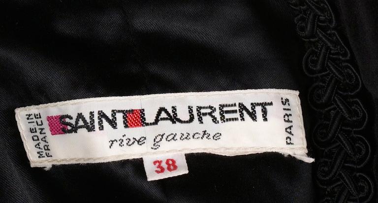 JACKA, Saint Laurent rive gauche.