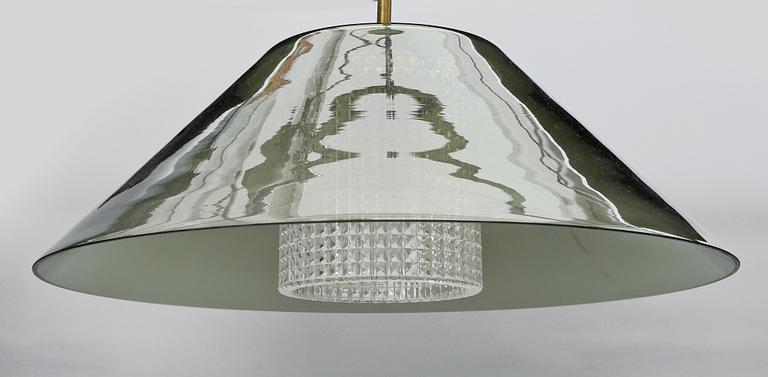 TAKLAMPA, Carl Fagerlund, Orrefors, 1900-talets andra hälft. Höjd ca 37 cm.