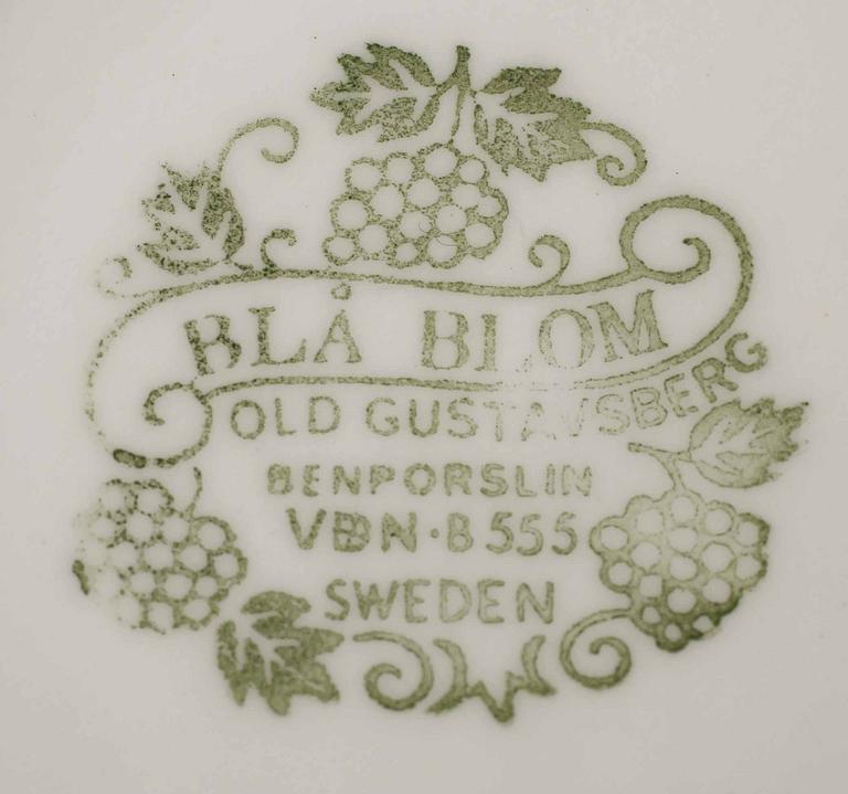SERVIS, 48 delar. Benporslin, Gustavsberg. "Blå blom".