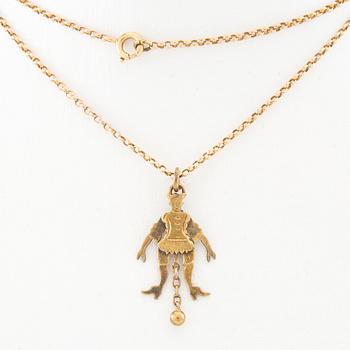 Halsband med kedja av 18K guld, hänge i form av en "sprattelgubbe" av 8K guld.