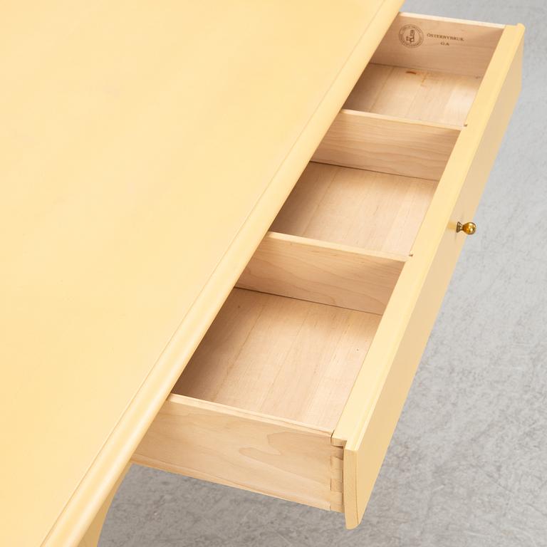 Skrivbord, "Österbybruk" ur Ikeas 1700-tals serie, 1990-tal.