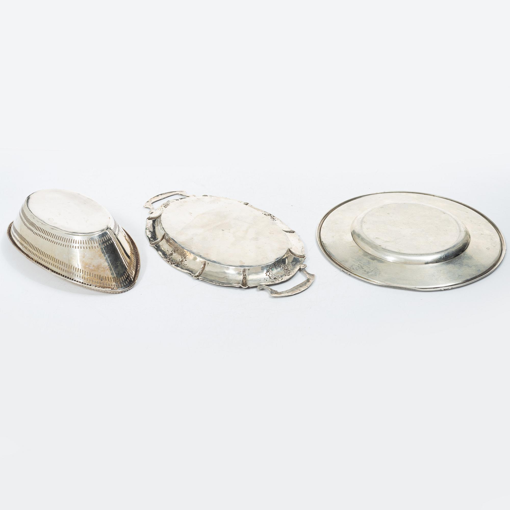 Dish, tray and bowl, silver, including with mark of K Anderson, Stockholm 1925.