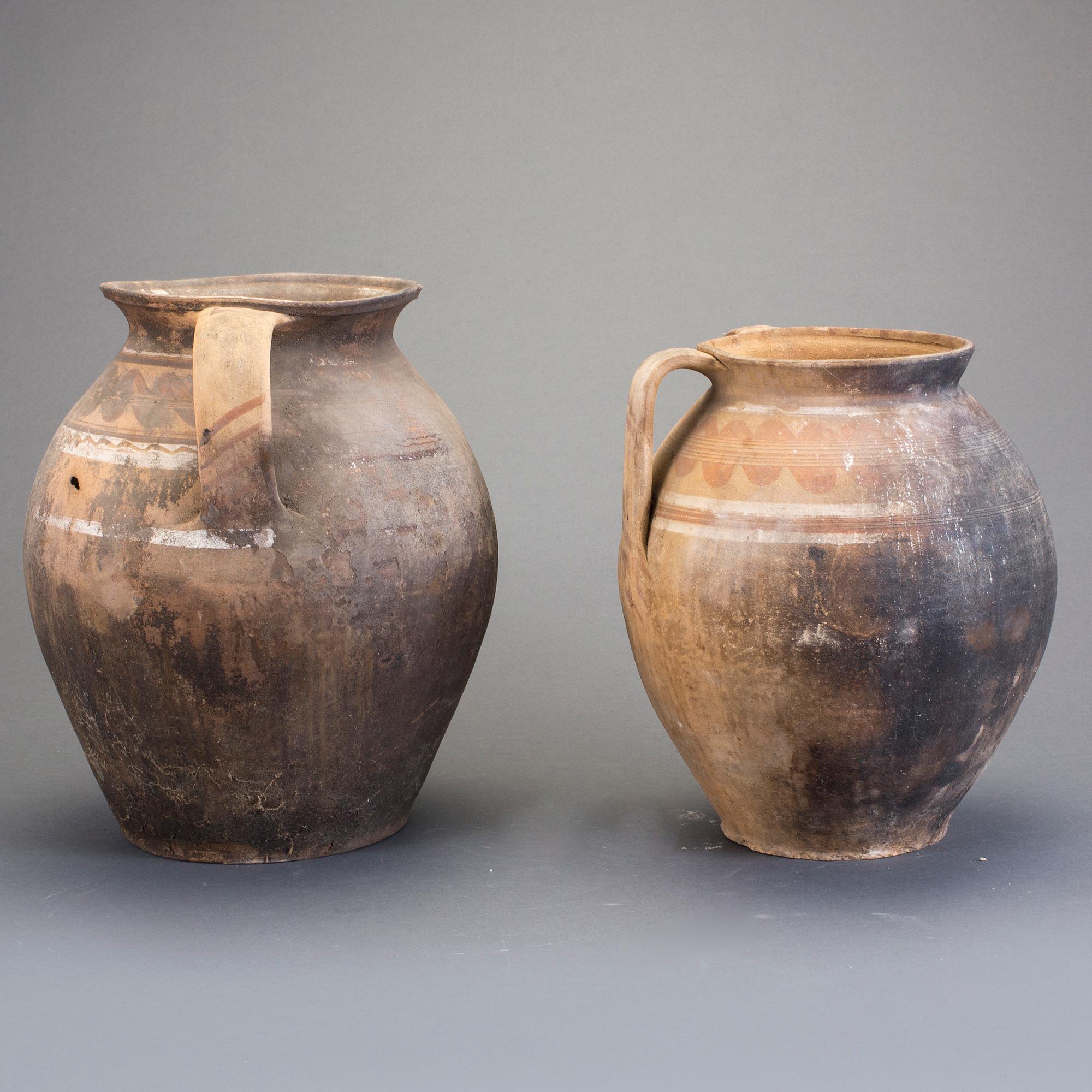 KRUS, 2 stycken, lergods, Europa, 1900-talets början.
