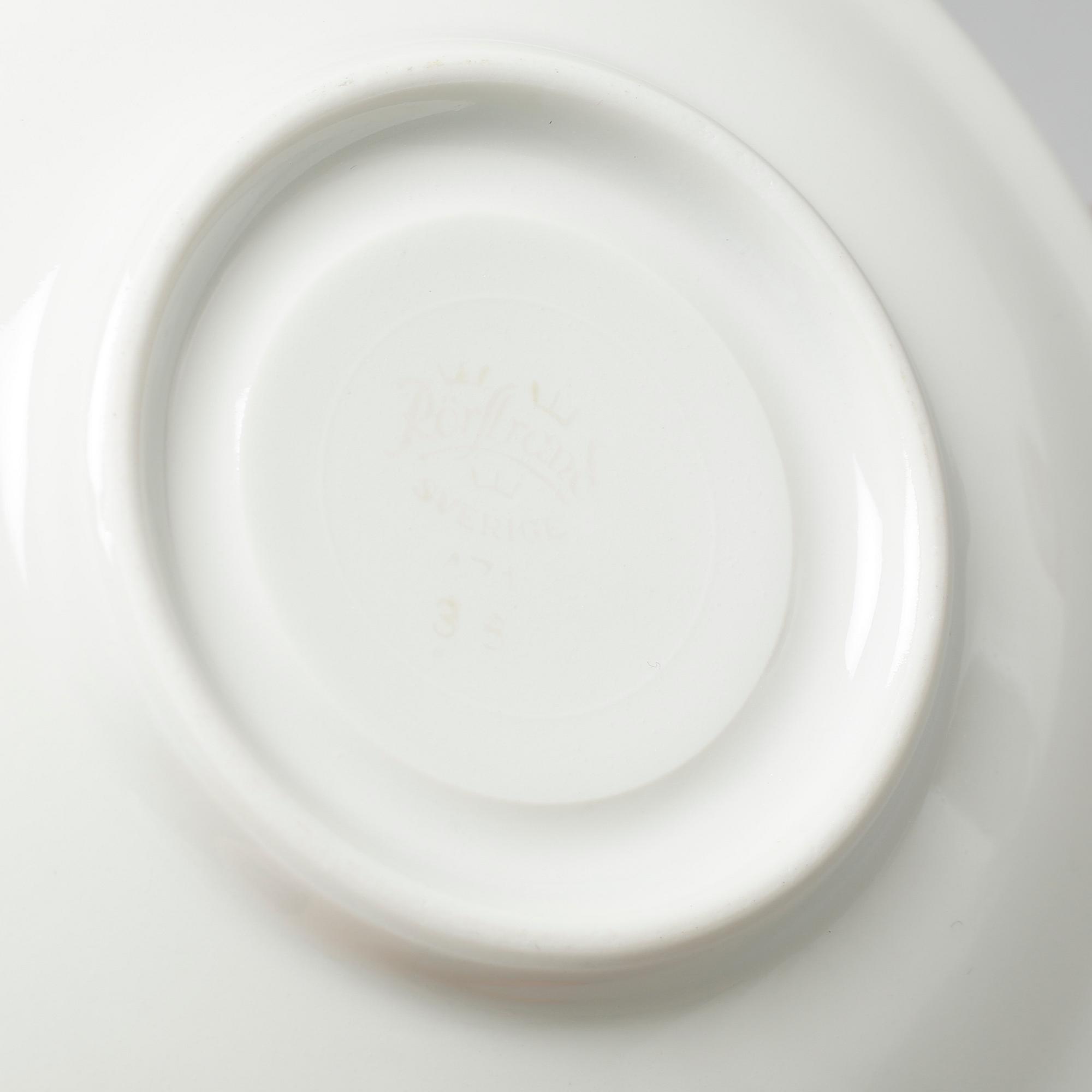 SERVISDELAR, 33 st, porslin, "Swedish Grace", Louise Adelborg, Lidköping/Rörstrand, 1900-tal.
