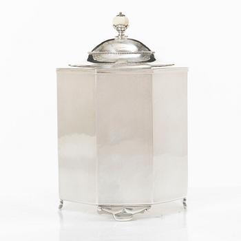 Jacob Ängman, a silver tea caddy, GAB, Stockholm, 1928.