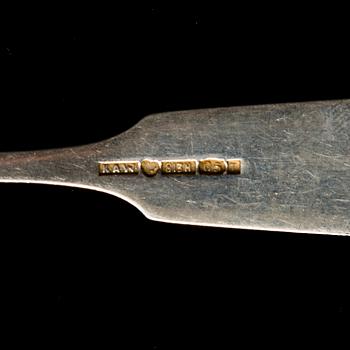 PARTI BESTICK, 44 delar, silver, "Mussla", finska stämplar, 1918-50. Tot vikt 1084,8 g.