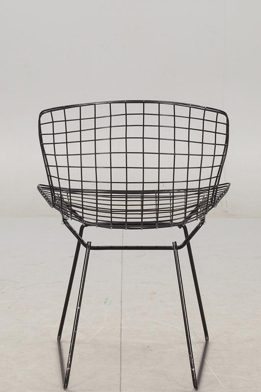 STOL, "Sidechair". Design Harry Bertoia.