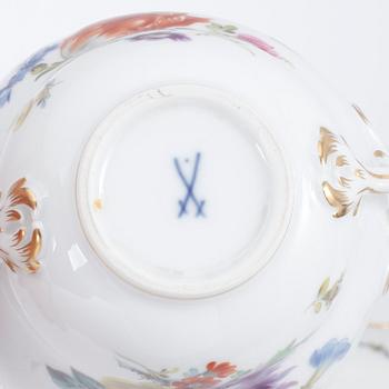 SERVISDELAR, ca 30 st, Meissen, Tyskland, 1900-tal.
