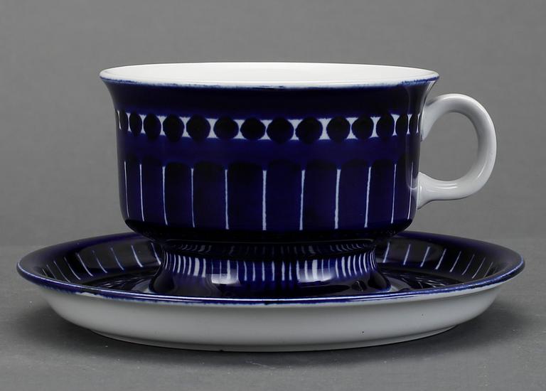 SERVIS, 28 delar, porslin, "Valencia", Ulla Procopé, Arabia.