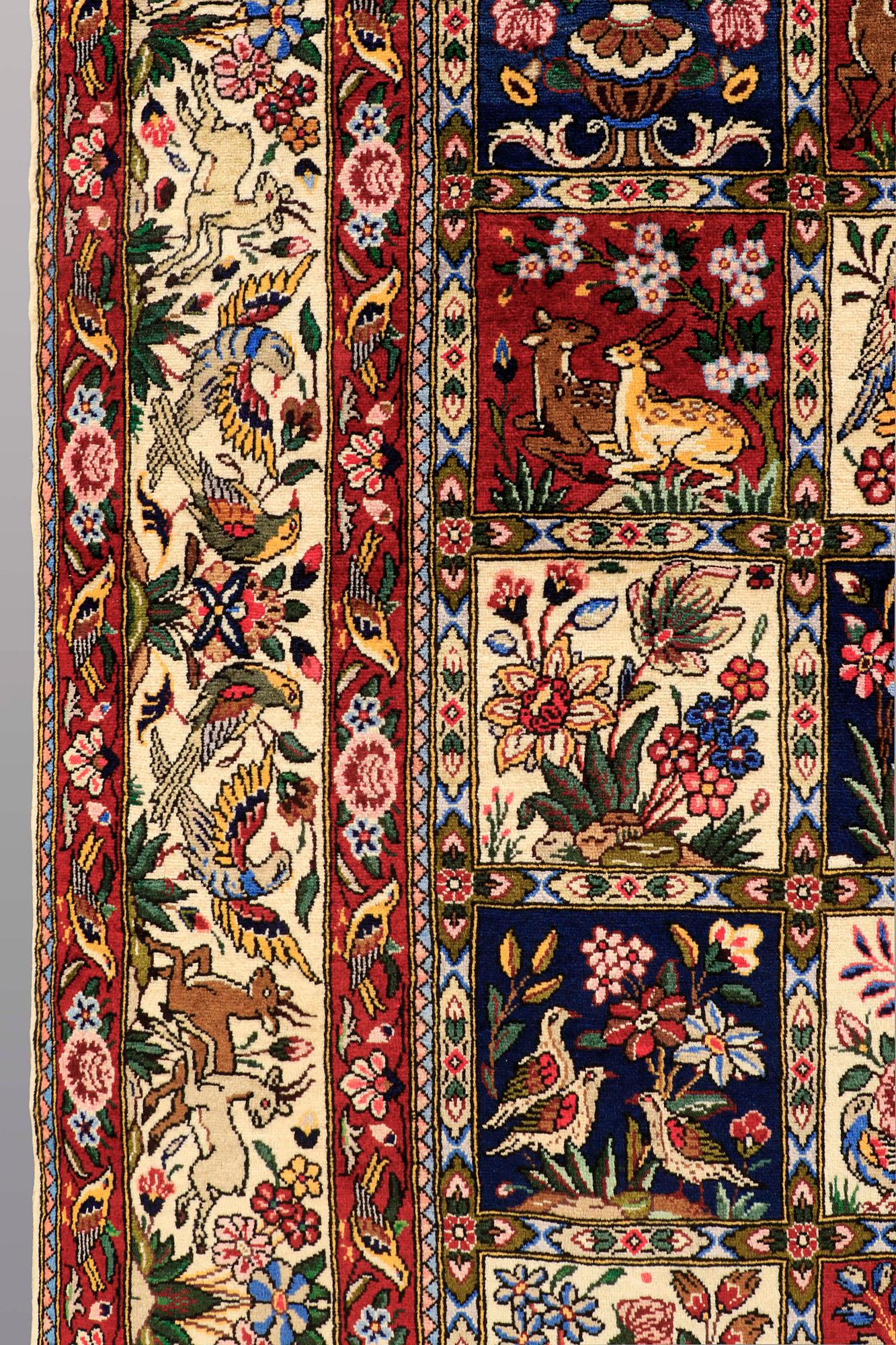 MATTA, Baktiari figural, ca 307 x 204 cm.