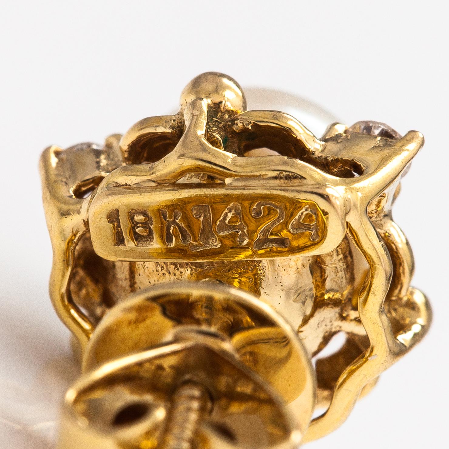 Örhängen, 18K guld, oldade pärlor, diamanter ca 0.09 ct tot.