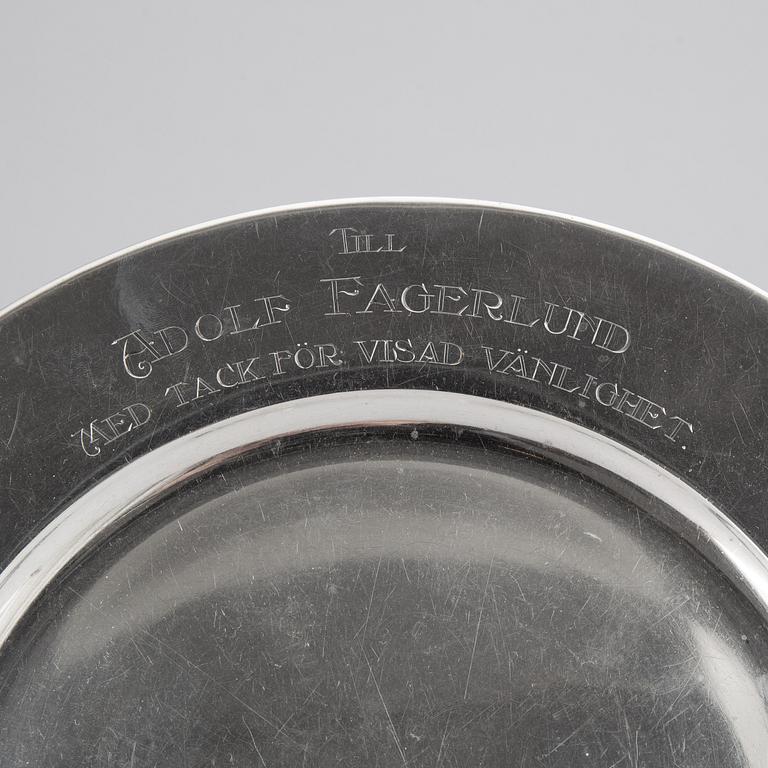 Svea Svensson, fat, silver, 
Stockholm 1909.