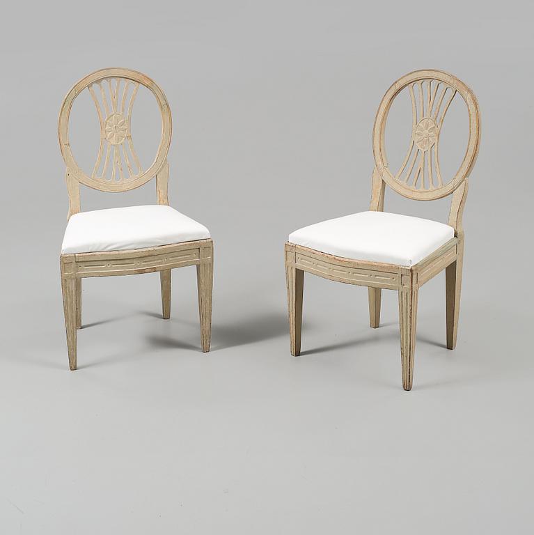 STOLAR, ett par, gustavianska, sent 1700-tal/tidigt 1800-tal.