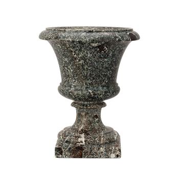 1318. A Swedish Empire 19th century green marble urn.