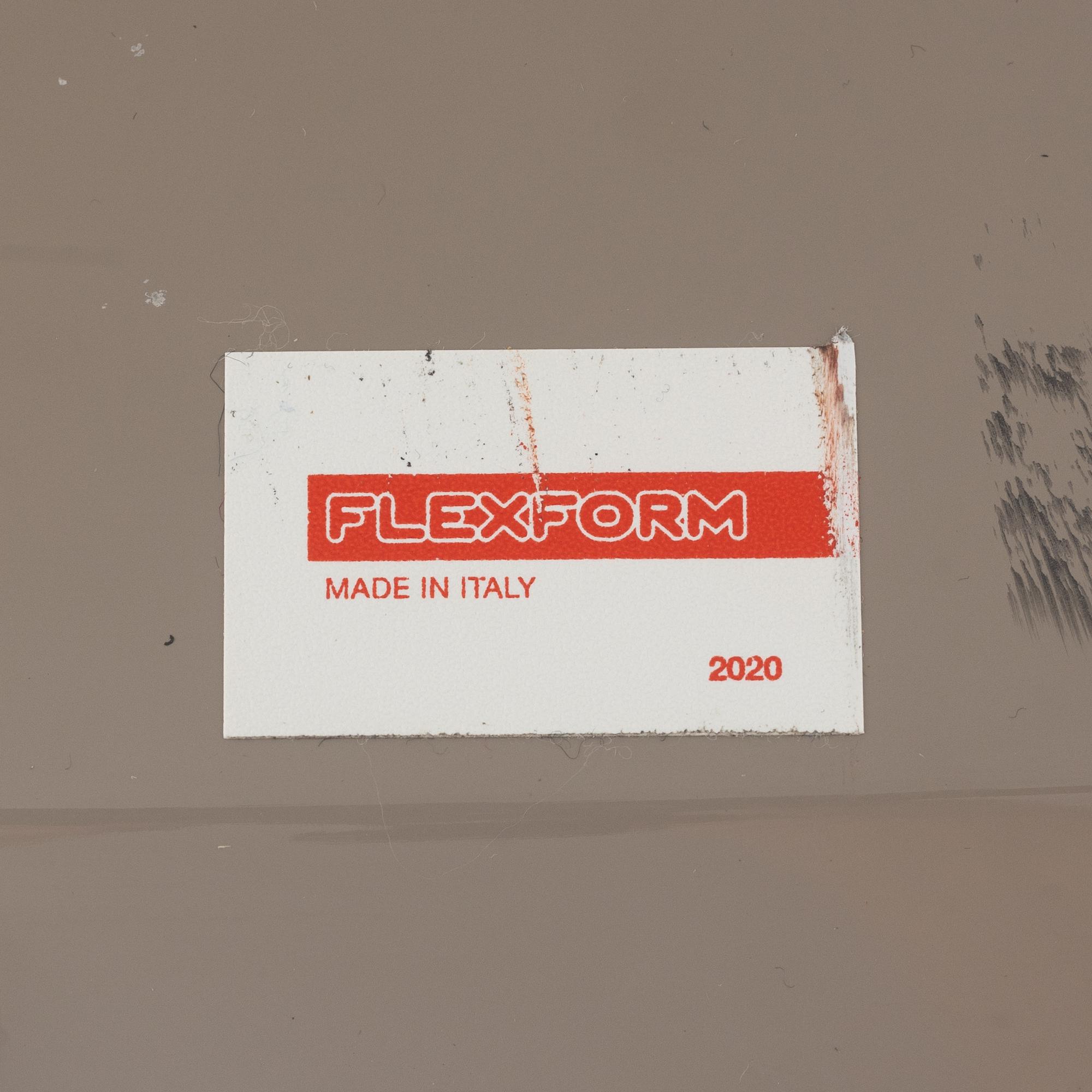 Antonio Citterio, dining table "Zefiro", Flexform, Italy, contemporary.