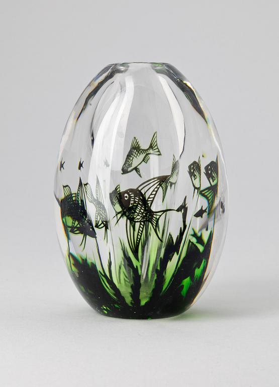 VAS, glas. "Fiskgraal" Edward Hald, Orrefors.