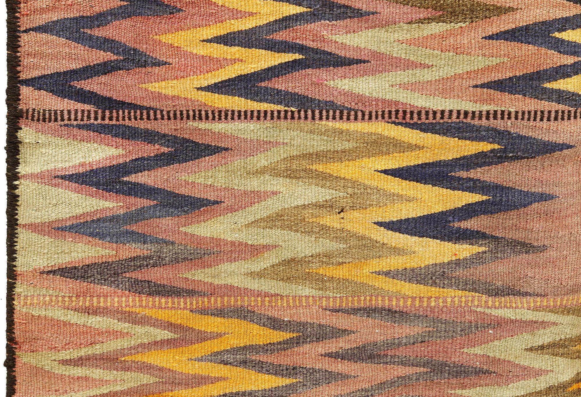 Matta, Persisk Nomad Kelim, ca 252 x 147 cm.