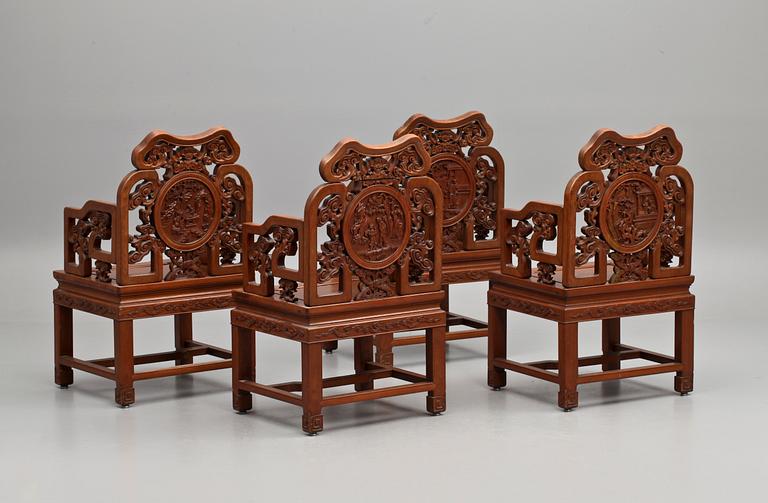 MATSALSMÖBLEMANG, 15 delar, Kina, 1900-talets första hälft.