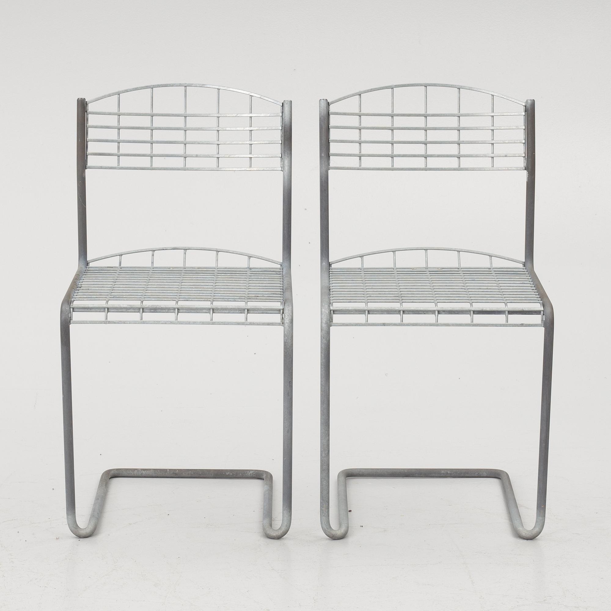 Nils Strinning, a pair of garden chairs and a table, 'High Tech', Grythyttan.