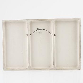 Karl Heinz Schultz-Köln, vas, samt relief, stengods, Arabia, Finland.