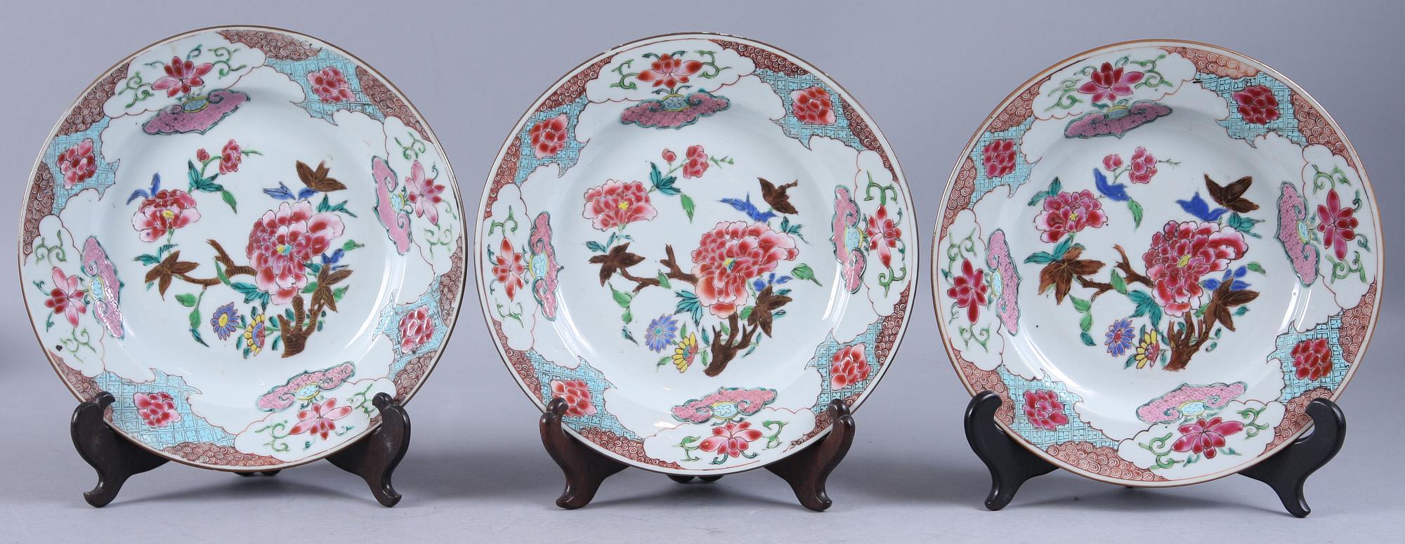 TALLRIKAR, 7 st, porslin, Kina, 1700-tal.