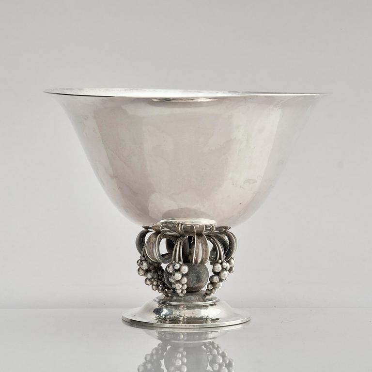 Georg Jensen, a sterling silver centrepiece bowl, model no. 775, design Harald Nielsen, Copenhagen 1933-1944, Swedish Import mark.