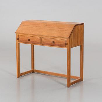 A Carl Malmsten writing desk "Lundvik".