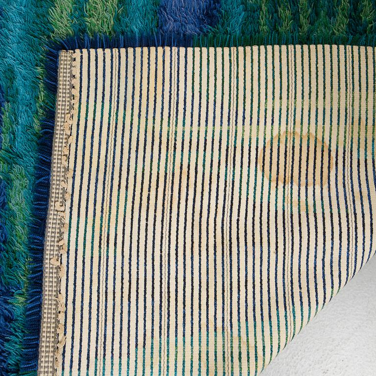 MATTA, rya, omkring 1900-talets mitt, 195 x 145 cm.