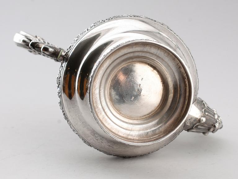 KAFFEKANNA, silver, Adolf Zethelius 1838. Vikt ca 1060 g.