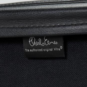 Charles & Ray Eames, A 21st Century "Soft Pad Chair EA 219, high backrest" office chair, Vitra.