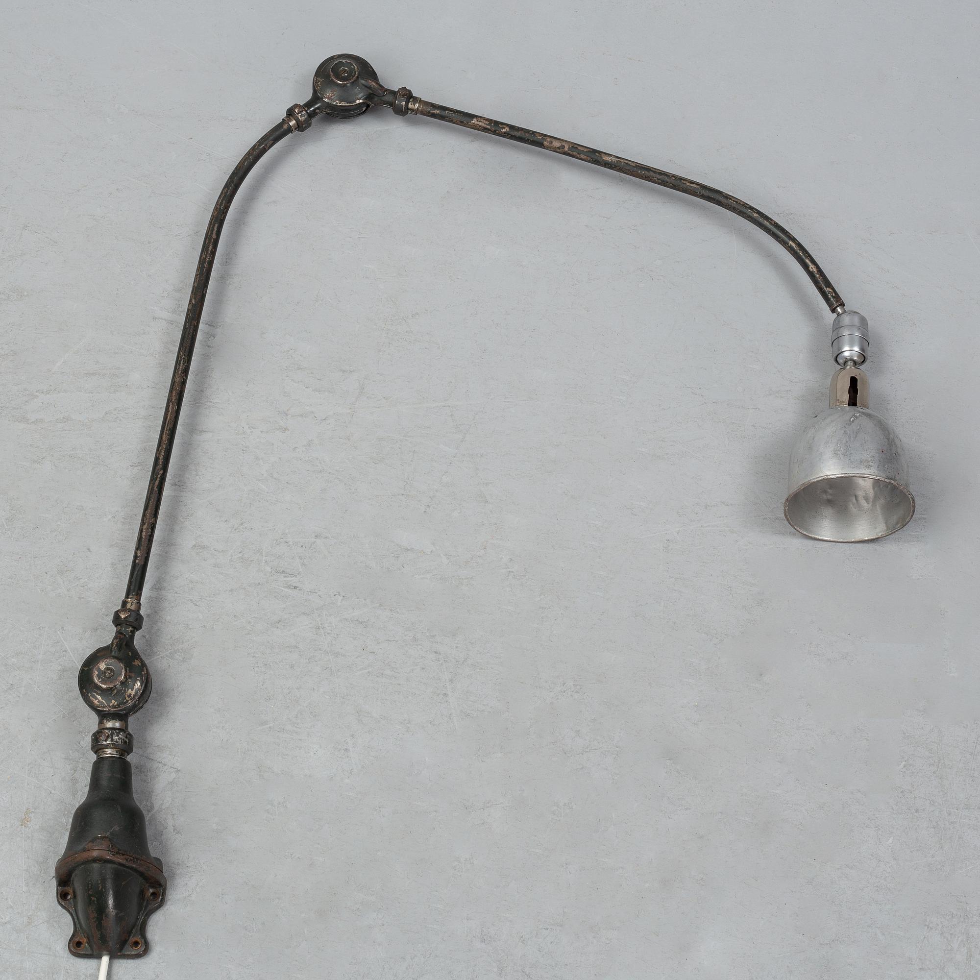 A 'Triplex-Pemdel' industrial lamp, mid 20th Century.
