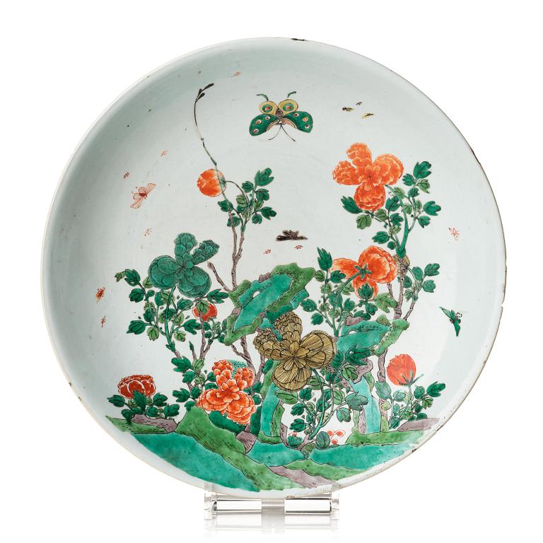 Fat, porslin. Qingdynastin, Kangxi (1662-1722).