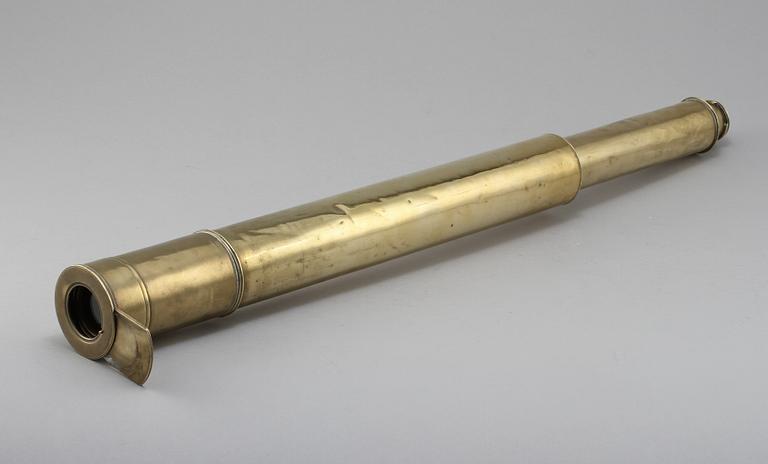 TUBKIKARE, mässing, 1800-talets andra hälft.