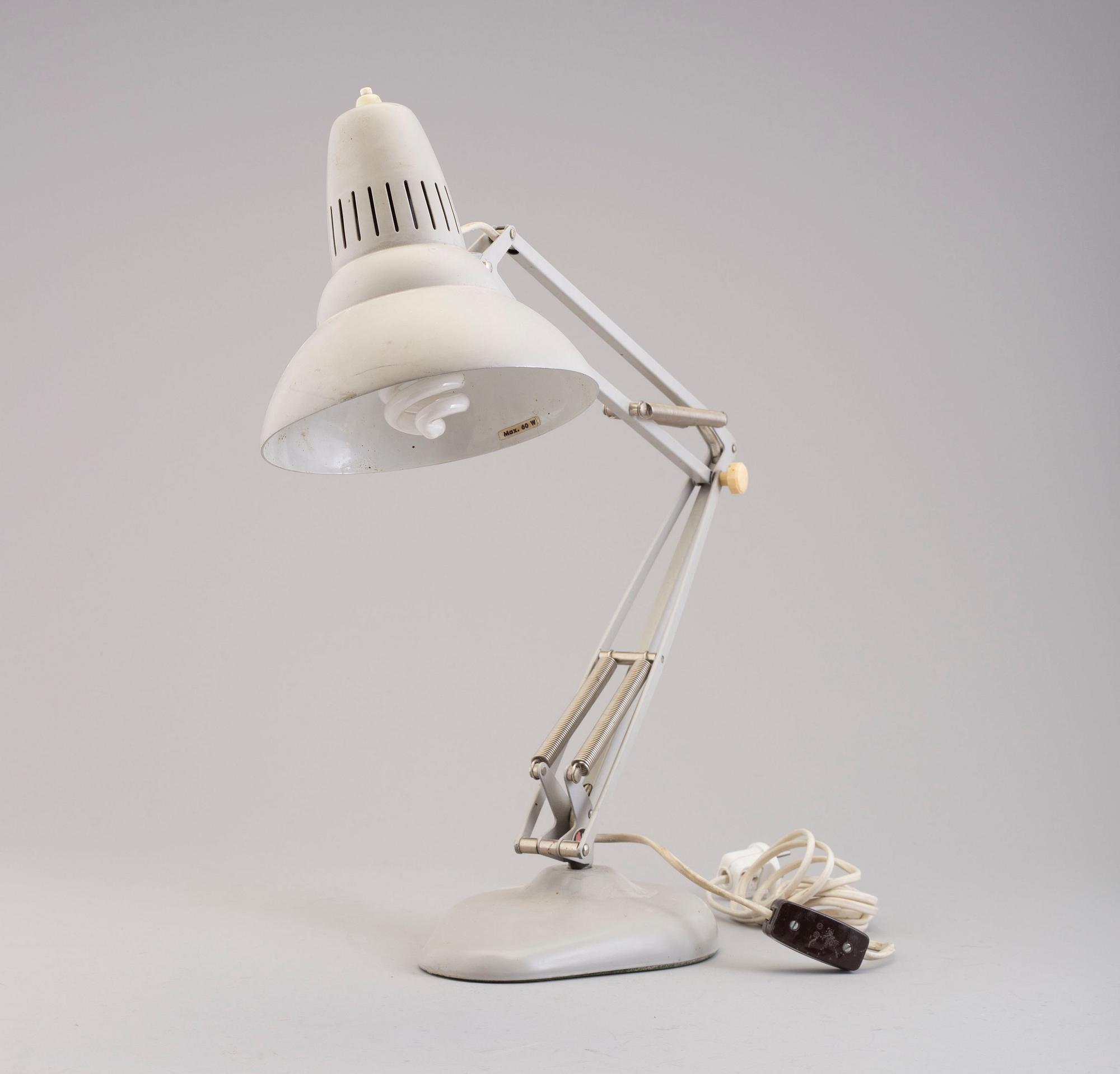 SKRIVBORDSLAMPA, Ledu, 1900-talets mitt.