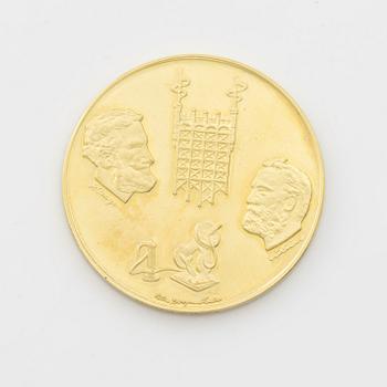 Astri Bergman-Taube, Jubileumsmedalj, guld 18K, LM Ericsson 100 år, 1876-1976. Sporrong, 1976.