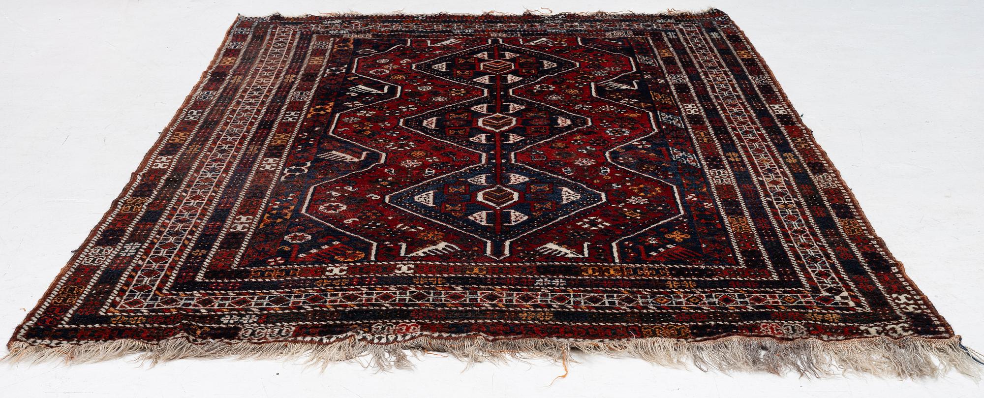 Carpet, approx. 315 x 210 cm.