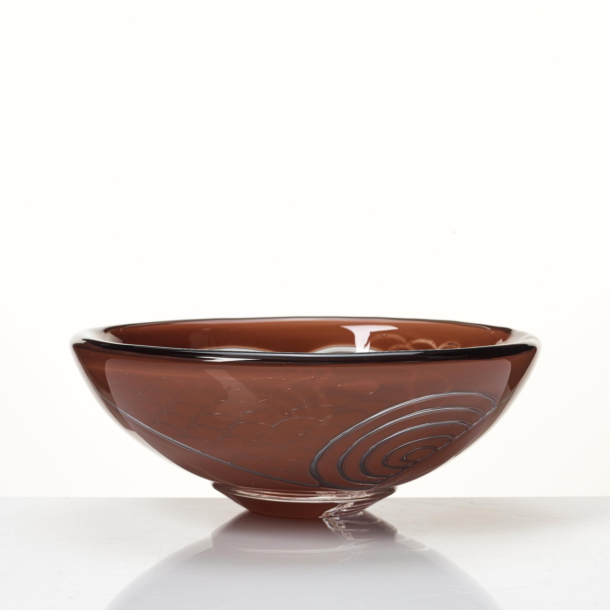 Ingeborg Lundin, an "ariel" glass vase, Orrefors 1968.